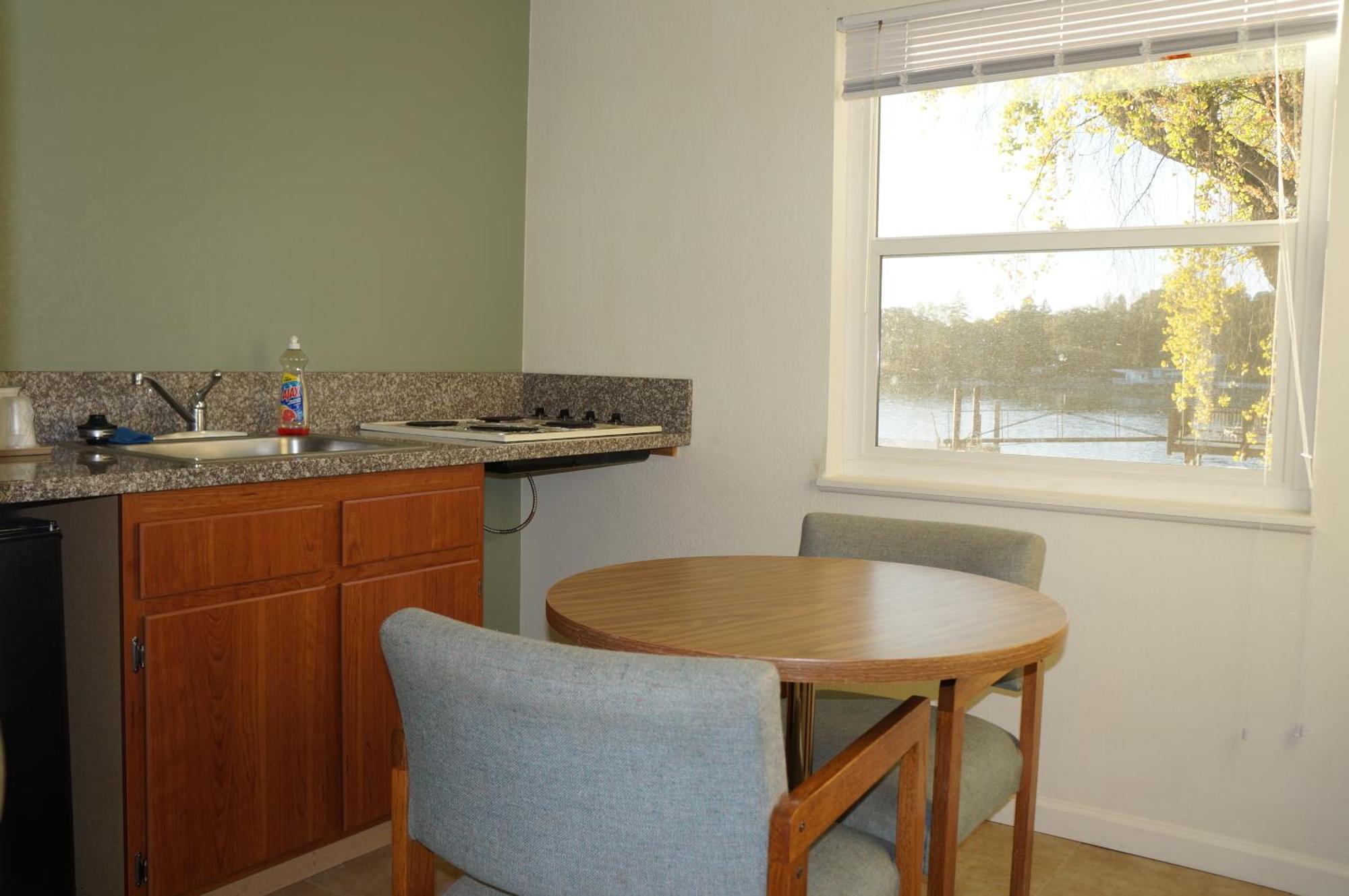 Lake Marina Inn Clearlake Oaks Zimmer foto